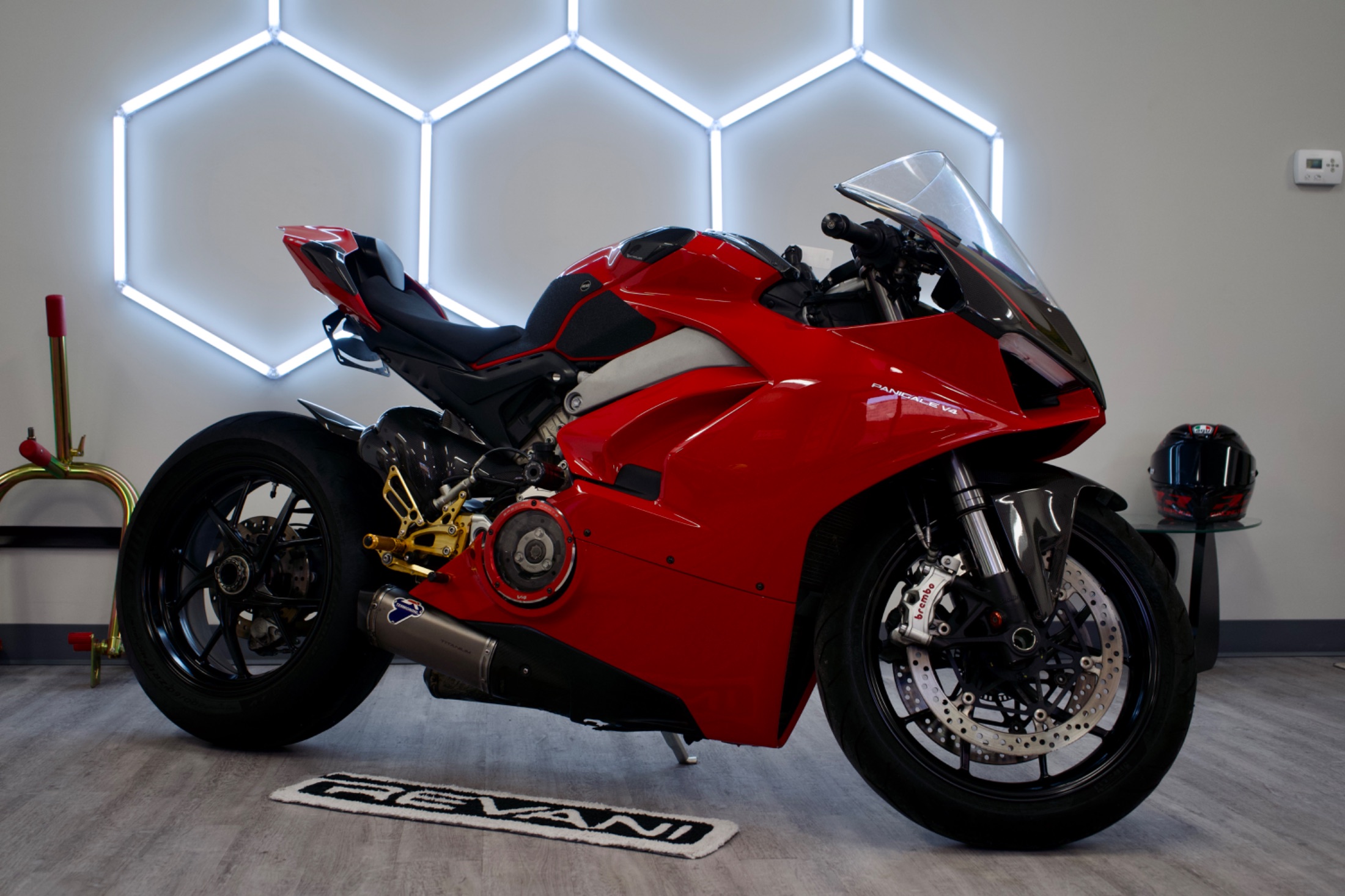 2019 Ducati V4