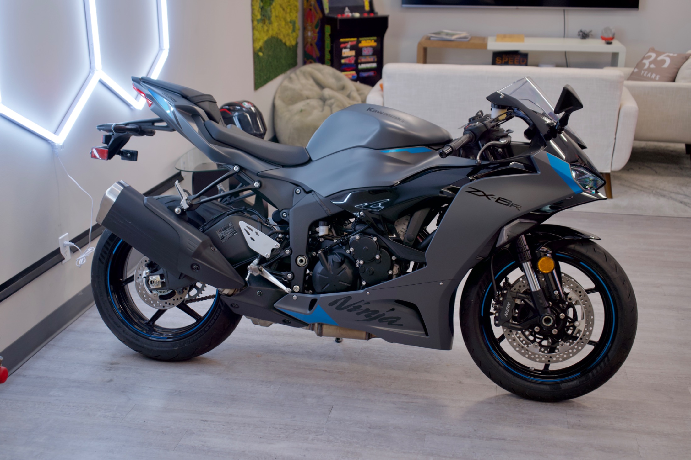 2025 Kawasaki Ninja ZX-6R
